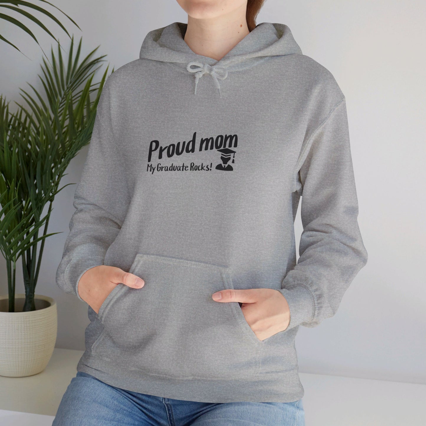 Unisex Heavy Blend™ Hooded Sweatshirt-Proud mom of graduate